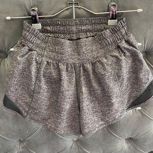 Lululemon gray hotty hot shorts!!